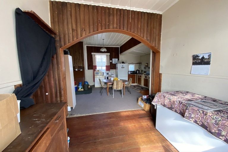 Photo of property in 29 Castle Street, Eltham, 4322