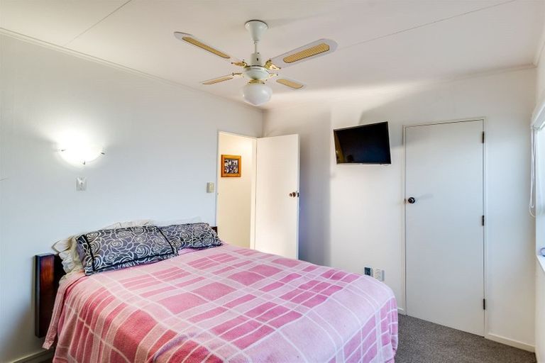 Photo of property in 1/4 Mckeefry Avenue, Greenmeadows, Napier, 4112