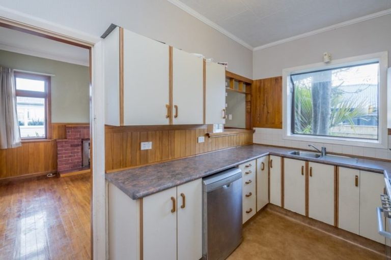 Photo of property in 203 Bath Street, Levin, 5510