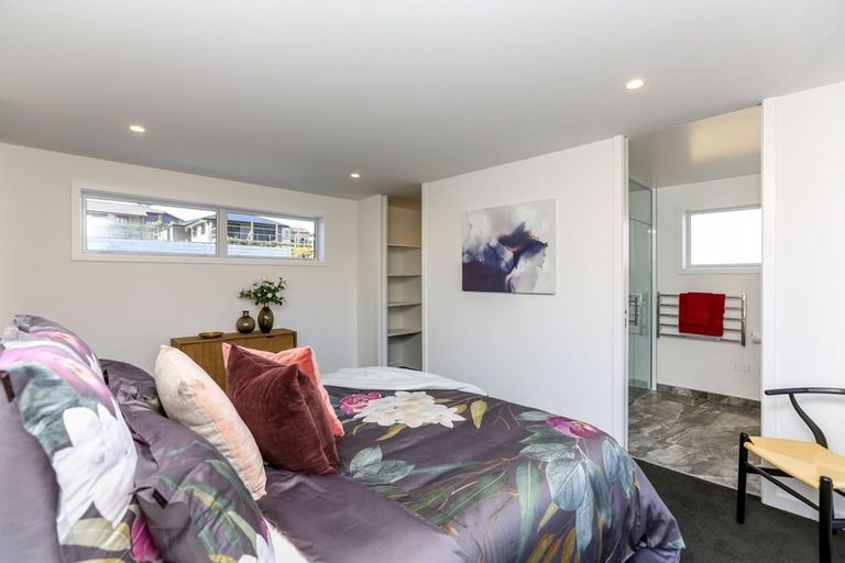 Photo of property in 54 Ainslee Street, Highlands Park, New Plymouth, 4312