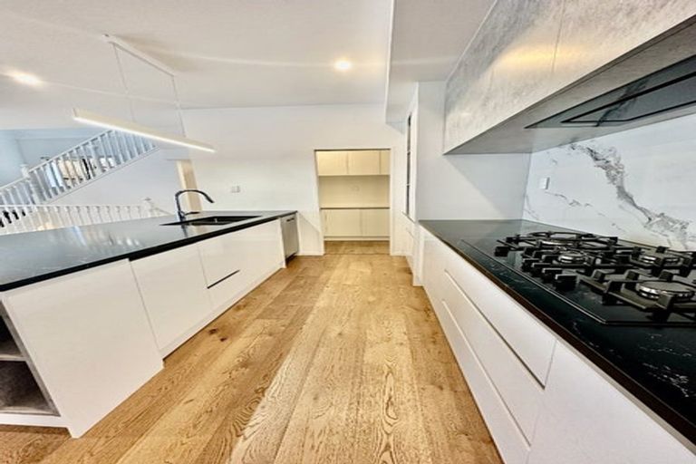 Photo of property in 45d Kawerau Avenue, Devonport, Auckland, 0624