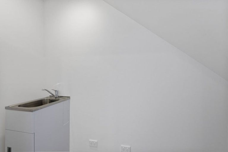 Photo of property in 30 Piripiri Place, Broomfield, Christchurch, 8042