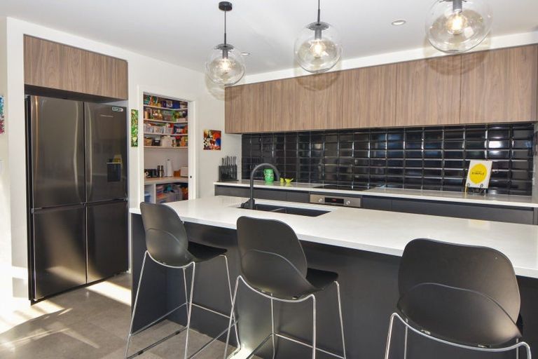 Photo of property in 5 Pukeko Lane, Carterton, 5713