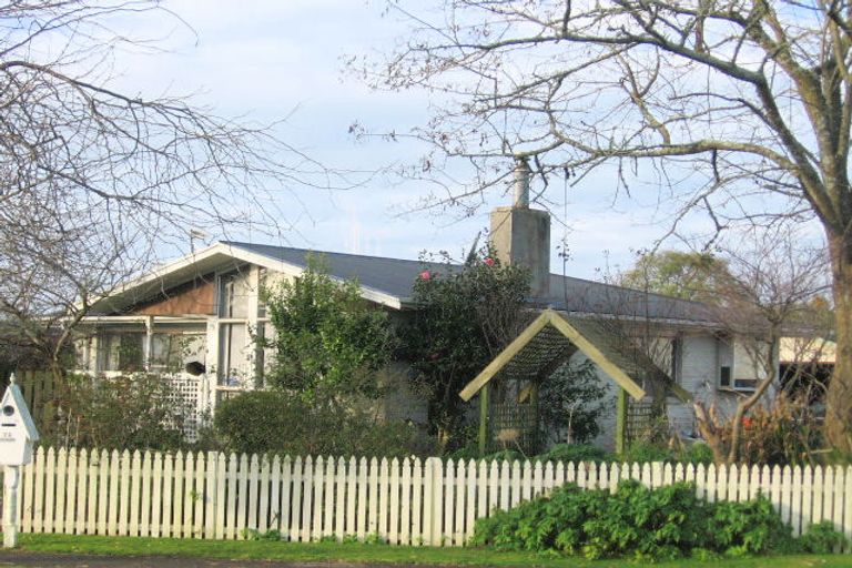 Photo of property in 78 Oakfield Crescent, Pukete, Hamilton, 3200