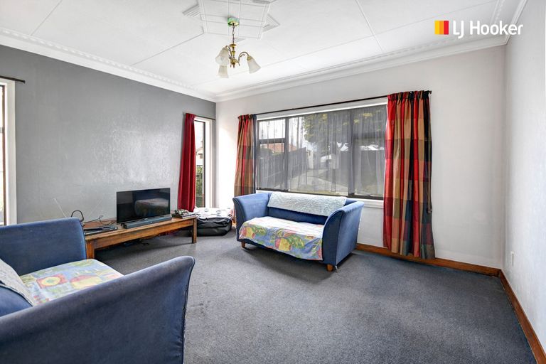 Photo of property in 22 Mornington Road, Balaclava, Dunedin, 9011