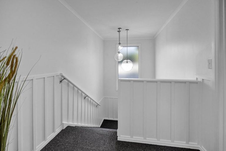 Photo of property in 85 Wallath Road, Westown, New Plymouth, 4310