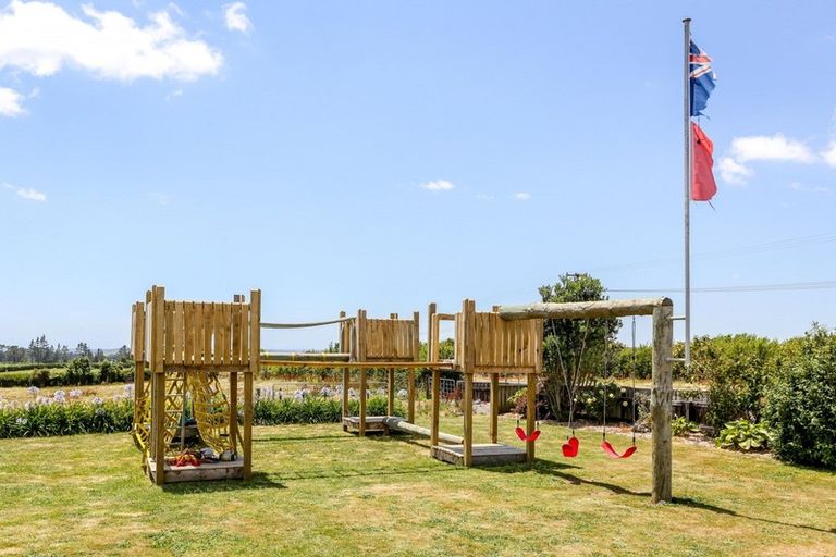 Photo of property in 1988 Egmont Road, Kaimiro, Inglewood, 4386