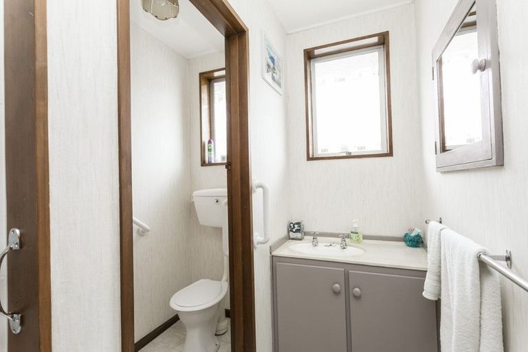 Photo of property in 10 Bernard Street, Kenmure, Dunedin, 9011