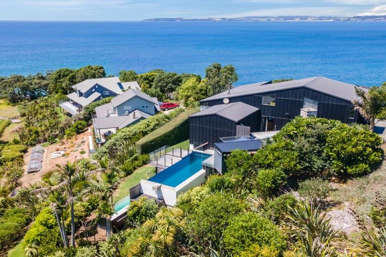 Photo of property in 15c Wonderview Road, Leigh, 0985