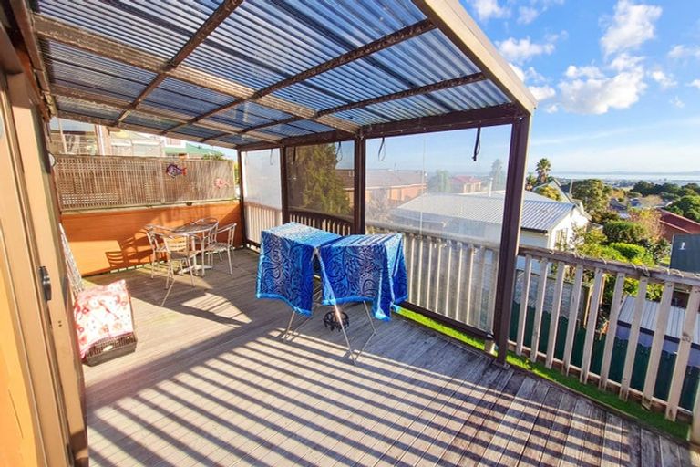 Photo of property in 8 Ilex Place, Totara Heights, Auckland, 2105
