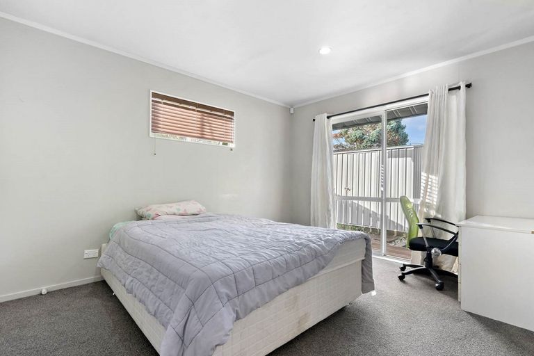 Photo of property in 6a Stella Place, Manurewa, Auckland, 2102