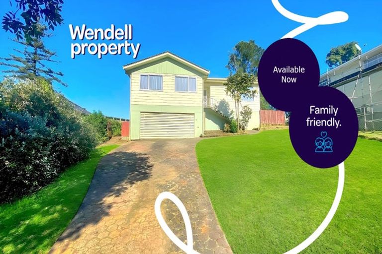 Photo of property in 12 Claverdon Drive, Massey, Auckland, 0614