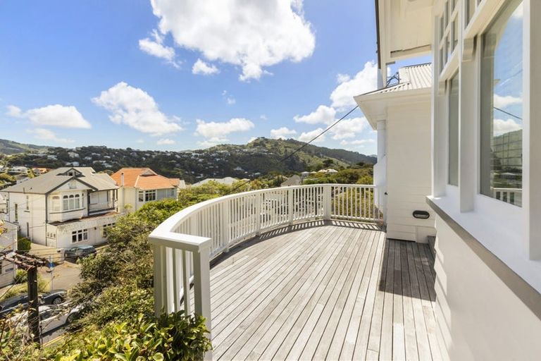 Photo of property in 37 Upland Road, Kelburn, Wellington, 6012