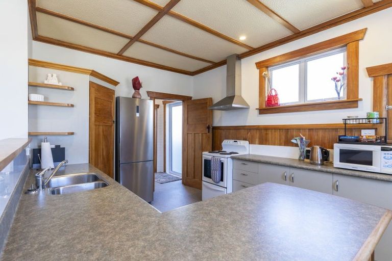 Photo of property in 7b French Street, Moturoa, New Plymouth, 4310