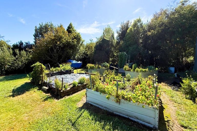 Photo of property in 53 Nyhane Drive, Ligar Bay, Takaka, 7183