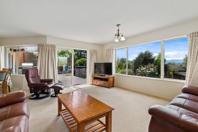 Photo of property in 53 Sargood Drive, Wanaka, 9305