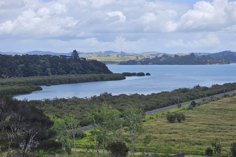 Photo of property in 156 Whangaroa Road, Kaeo, 0478