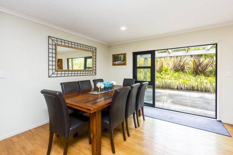 Photo of property in 182 Karapoti Road, Craigs Flat, Upper Hutt, 5372