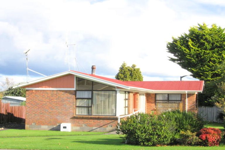 Photo of property in 40 Pohutukawa Drive, Tokoroa, 3420