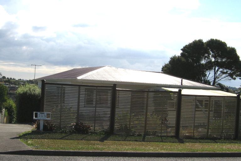 Photo of property in 109 Arran Road, Browns Bay, Auckland, 0630