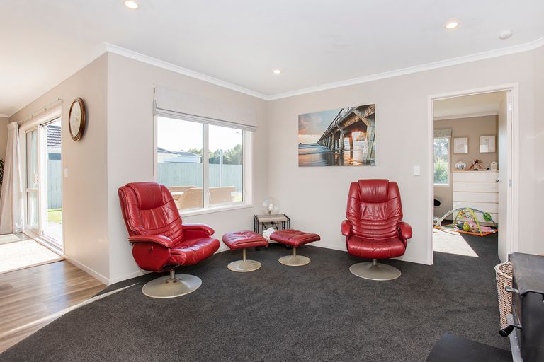 Photo of property in 34 Hamilton Drive, Wainui, Gisborne, 4010