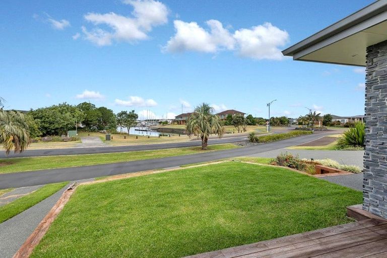 Photo of property in 44 Mariners Haven, One Tree Point, 0118