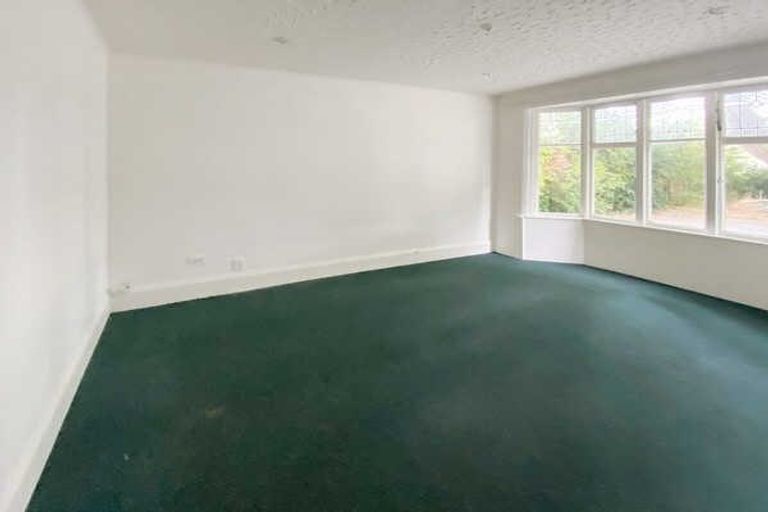 Photo of property in 22 Straven Road, Riccarton, Christchurch, 8011