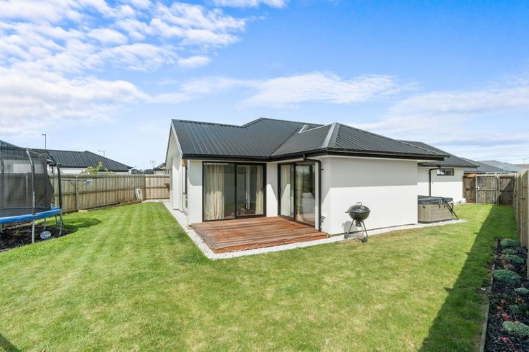 Photo of property in 4 Gisele Crescent, Halswell, Christchurch, 8025