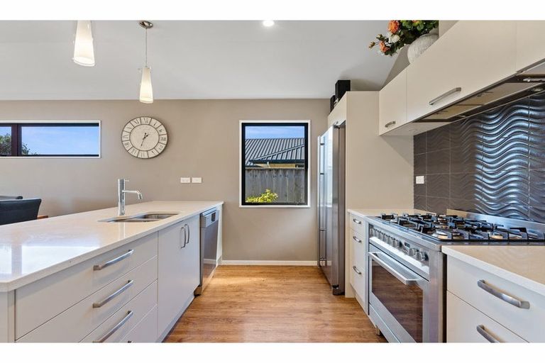 Photo of property in 18 Wanderers Avenue, Brightwater, 7022