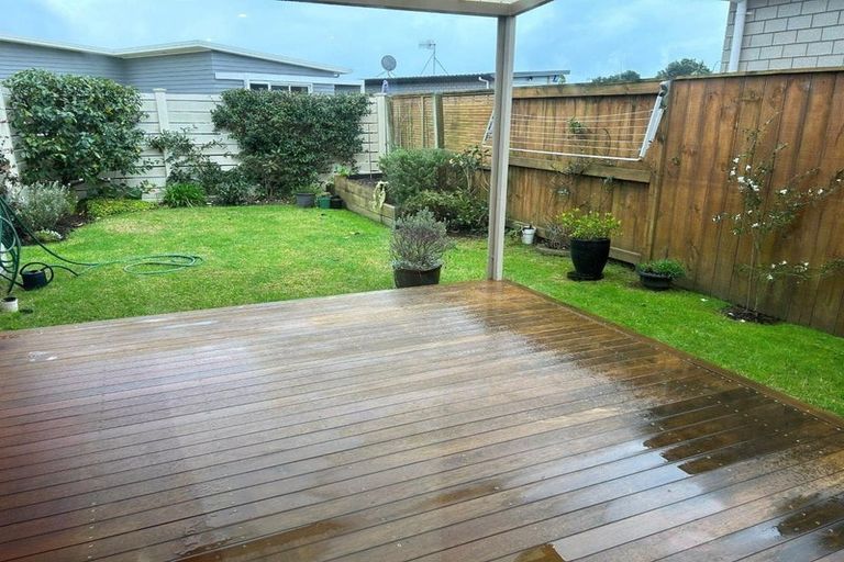 Photo of property in 5 Coprosma Close, Papamoa Beach, Papamoa, 3118