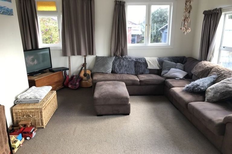 Photo of property in 12 Station Road, Te Kamo, Whangarei, 0112