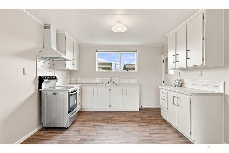 Photo of property in 1/71 Ranui Avenue, Waimataitai, Timaru, 7910