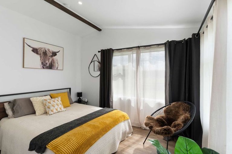 Photo of property in 1378 Poyntzs Road, West Eyreton, Rangiora, 7475