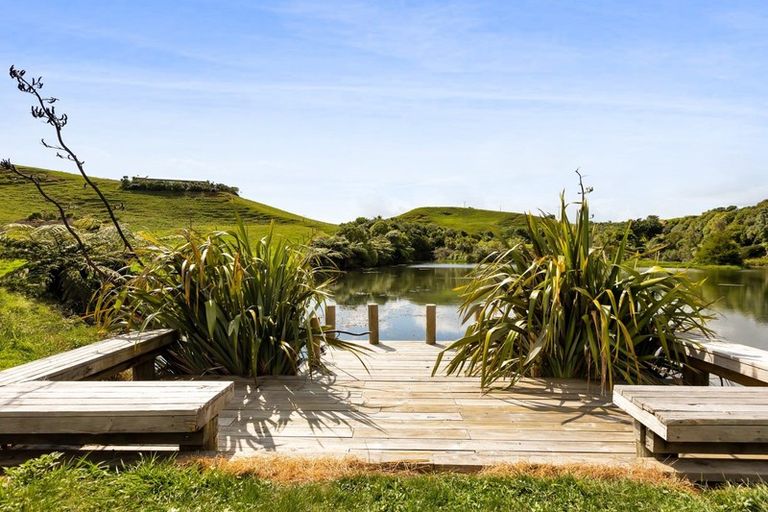 Photo of property in 24 Washer Road, Omata, New Plymouth, 4374