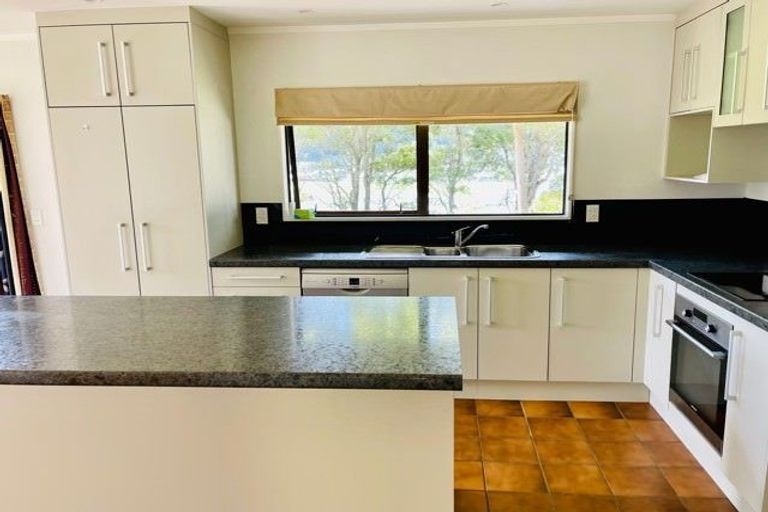 Photo of property in 3 Hastings Grove, Wainuiomata, Lower Hutt, 5014