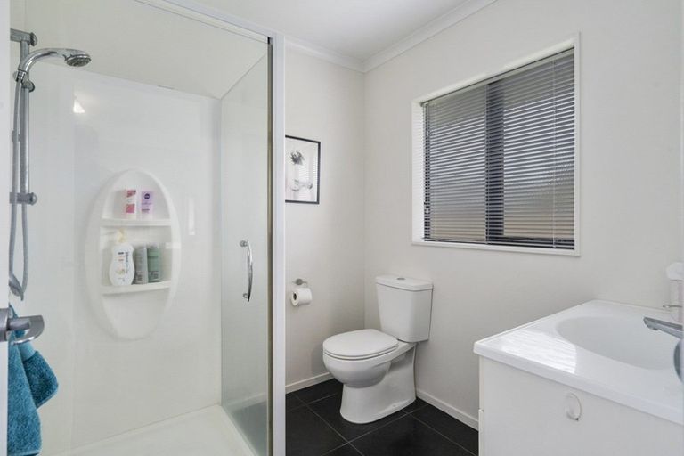 Photo of property in 22 Liberty Grove, Kelvin Grove, Palmerston North, 4414