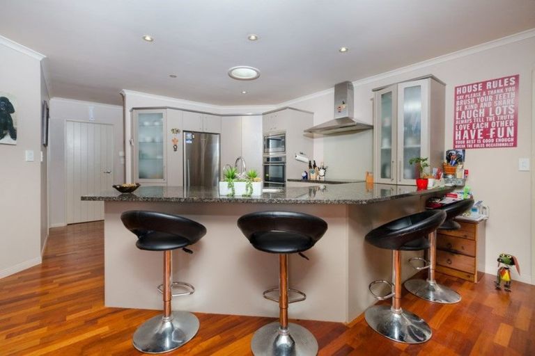 Photo of property in 250a Te Atatu Road, Te Atatu South, Auckland, 0610