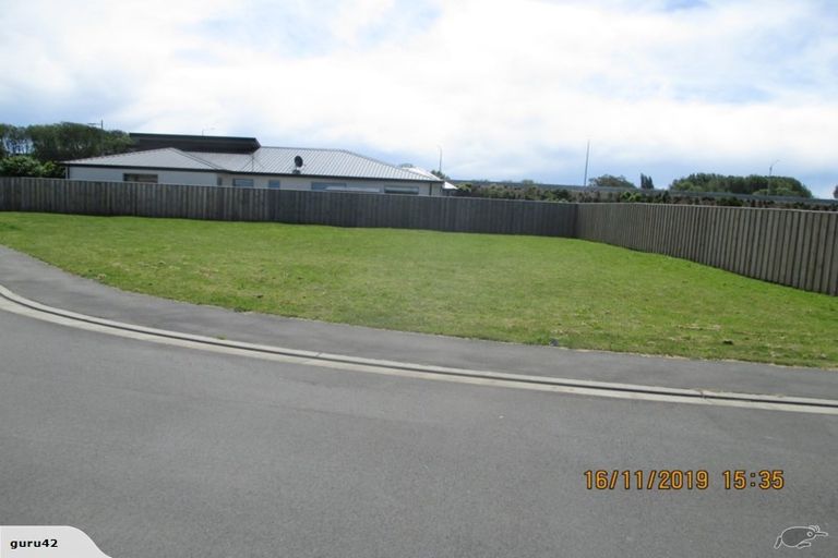 Photo of property in 1 Karos Lane, Northwood, Christchurch, 8051