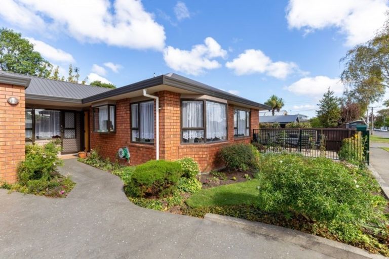 Photo of property in 80 Diamond Avenue, Spreydon, Christchurch, 8024
