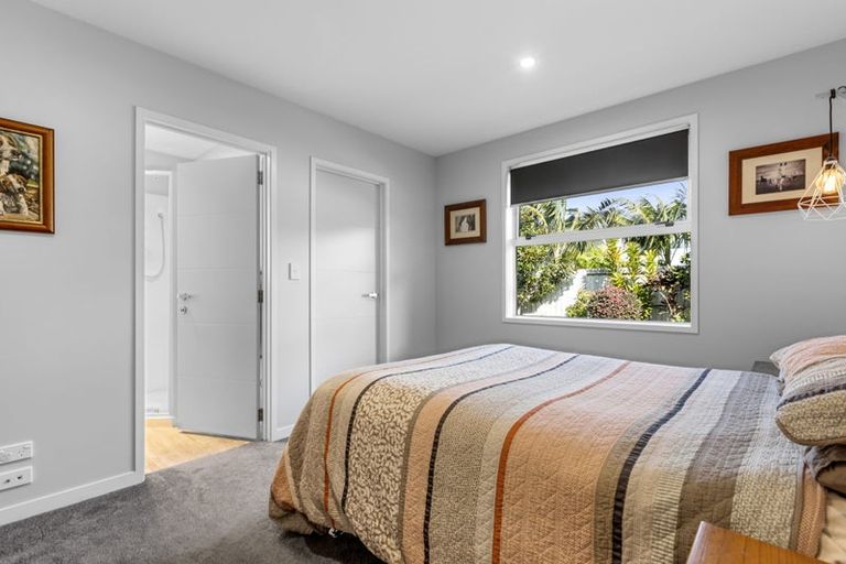 Photo of property in 2 Cecilia Place, Papamoa Beach, Papamoa, 3118