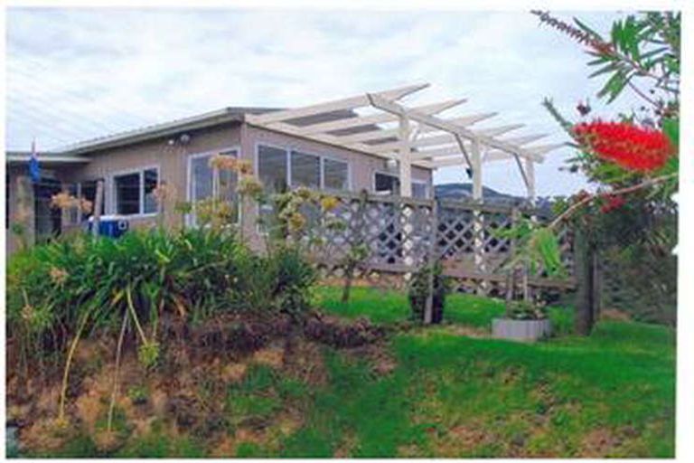 Photo of property in 8 Woods Road South, Colville, Coromandel, 3584