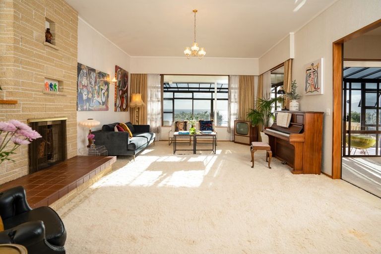 Photo of property in 14 Kirkway, Raumati Beach, Paraparaumu, 5032