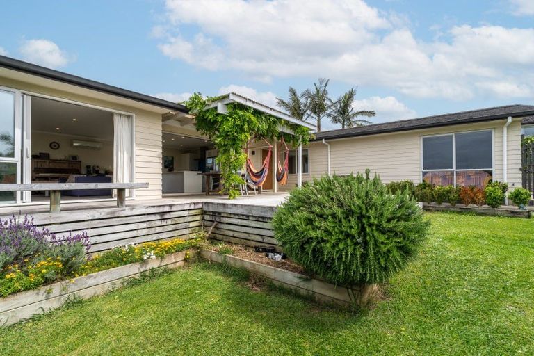 Photo of property in 7 Waikowhai Place, Raglan, 3225
