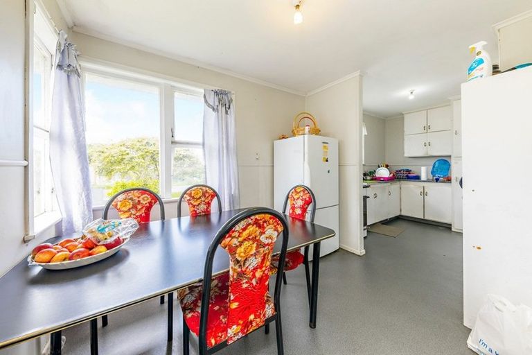Photo of property in 6 Fisher Crescent, Otara, Auckland, 2023