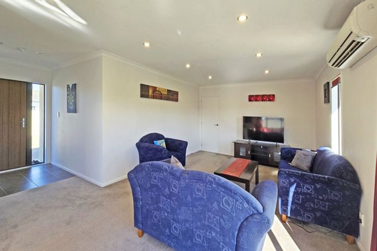 Photo of property in 16a Windsor Terrace, Taradale, Napier, 4112