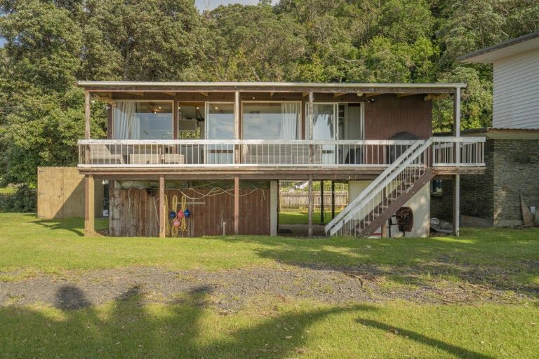 Photo of property in 141 Buffalo Beach Sh25 Road, Whitianga, 3510