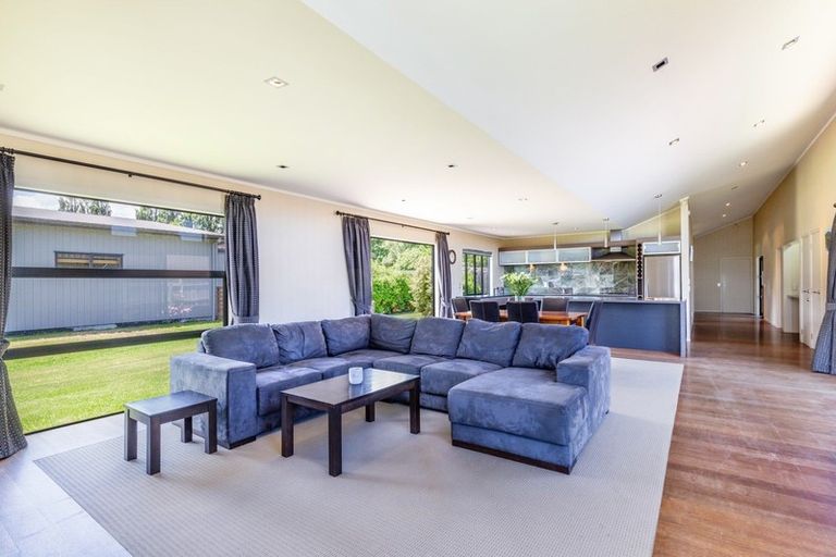 Photo of property in 108 Kinloch Road, Kinloch, Taupo, 3377