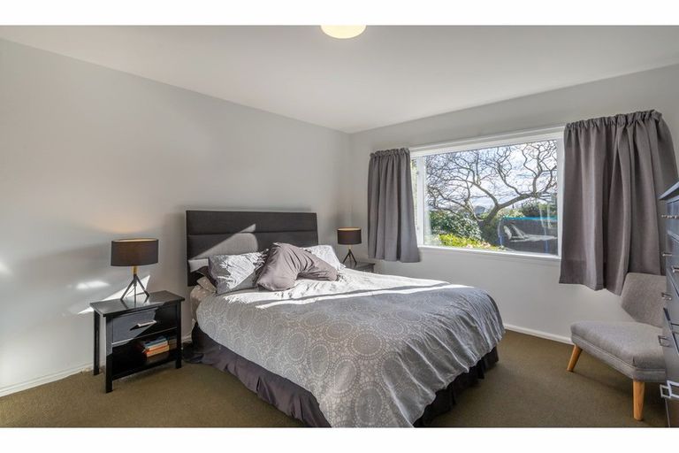 Photo of property in 94 Racecourse Road, Sockburn, Christchurch, 8042