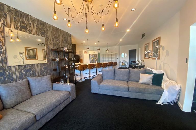 Photo of property in Stadium Garden Flats, 319/107 Thorndon Quay, Pipitea, Wellington, 6011