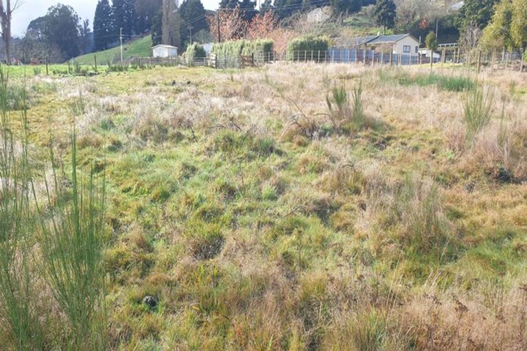 Photo of property in 7 Peter Mcintyre Street, Kakahi, 3989